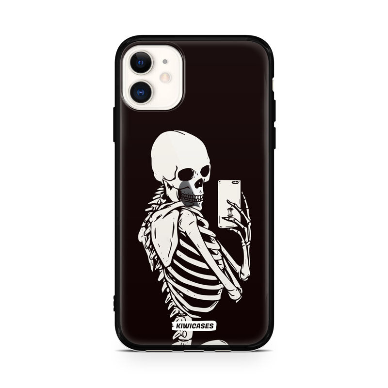 Skeleton Selfie