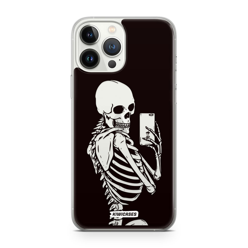 Skeleton Selfie