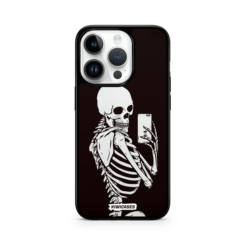 Skeleton Selfie