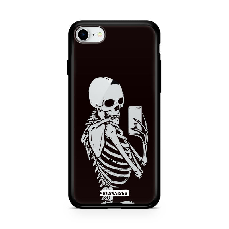 Skeleton Selfie