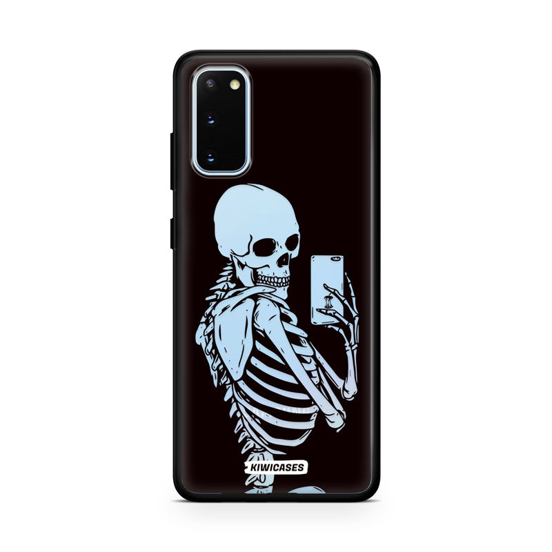 Skeleton Selfie