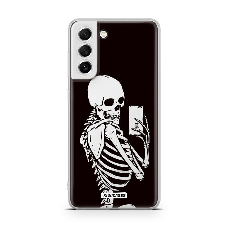 Skeleton Selfie