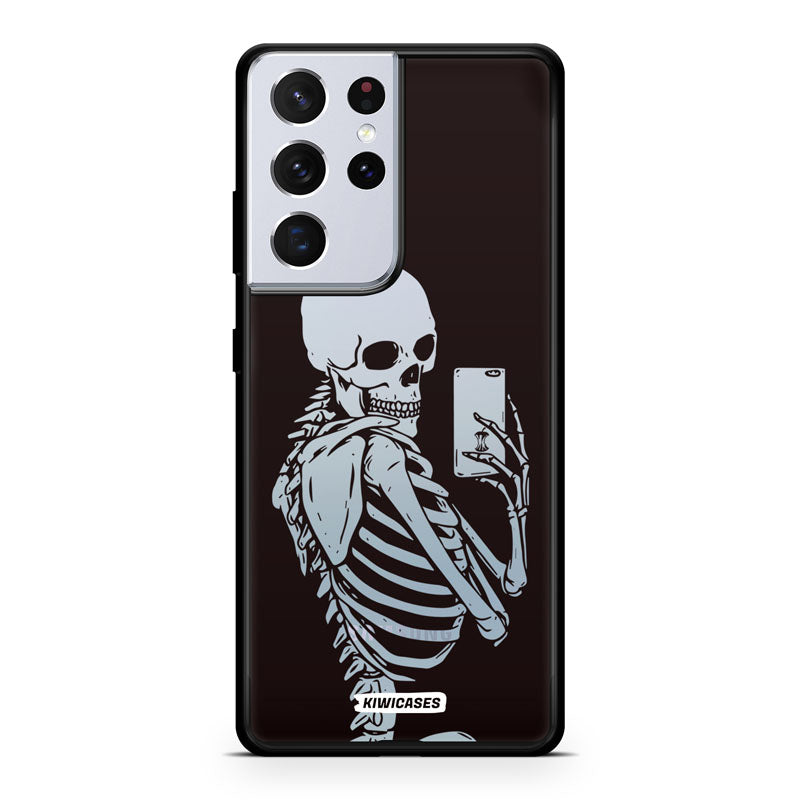 Skeleton Selfie