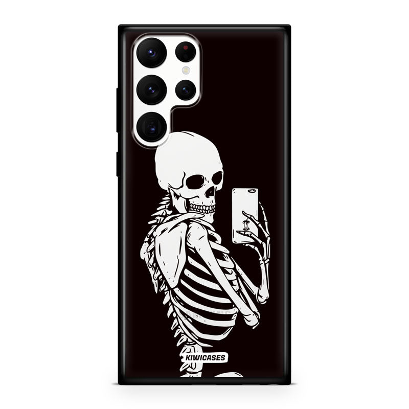 Skeleton Selfie