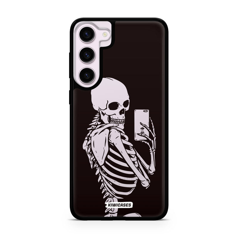 Skeleton Selfie