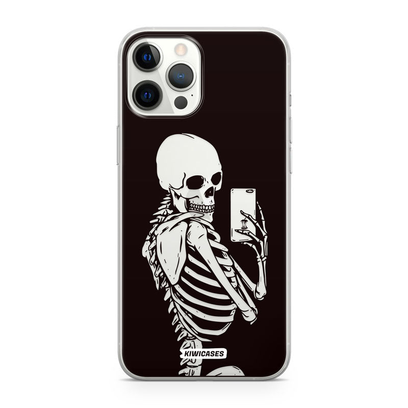 Skeleton Selfie - iPhone 12 Pro Max